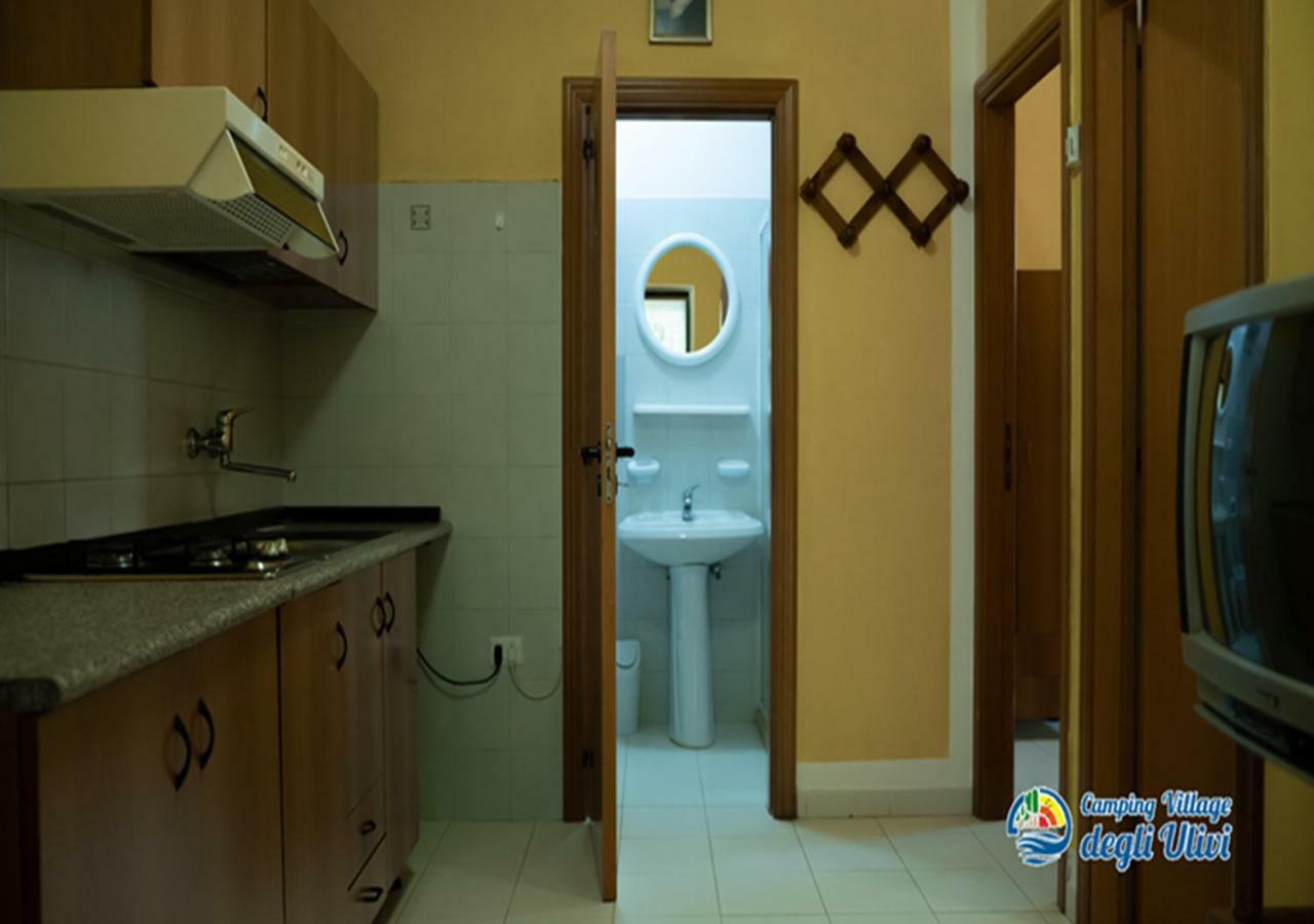 Camping Village Degli Ulivi 马蒂纳塔 外观 照片