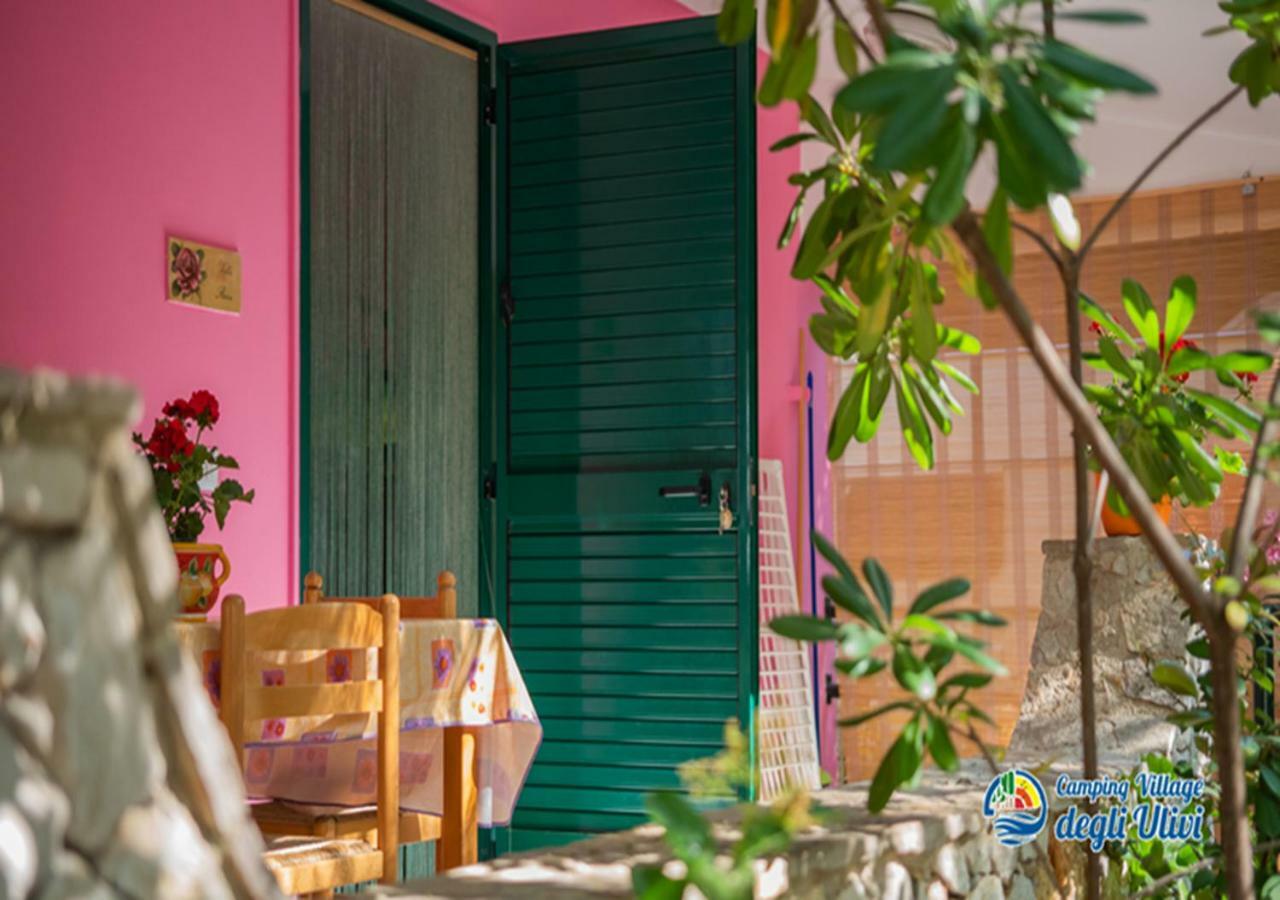 Camping Village Degli Ulivi 马蒂纳塔 外观 照片